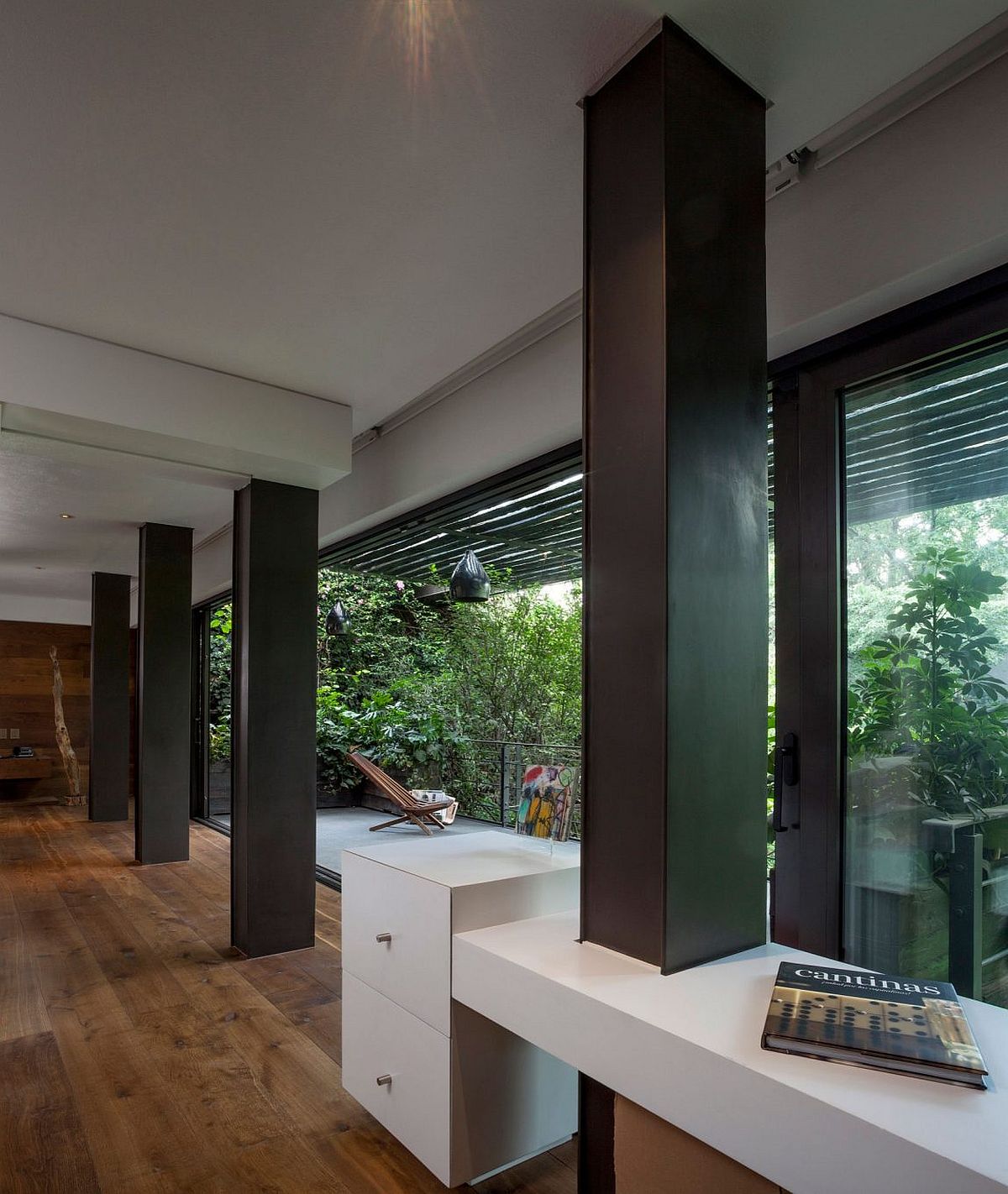 1489545008382058.jpg Small-deck-connected-with-the-living-area-clad-in-wood.jpg