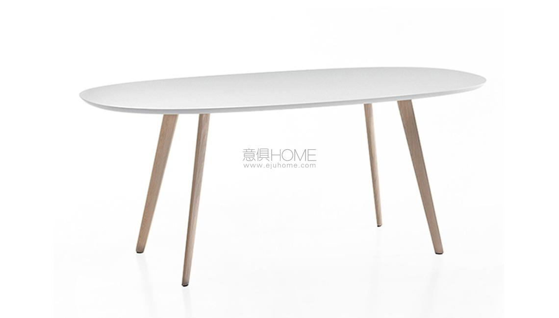 ARPERGHER-OVAL-TOP餐桌