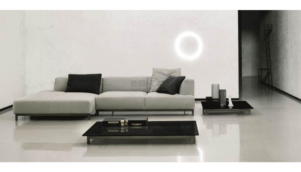 Metrocubo Table 茶幾