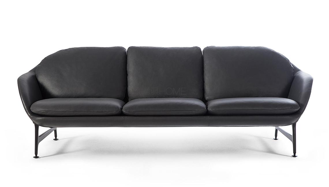 399 VICO DIVANO 多人沙發