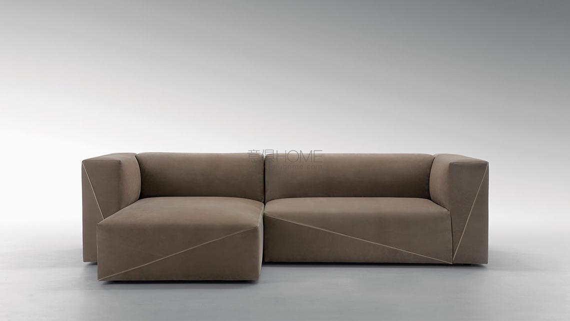 Diagonal Sectional Sofa 沙發