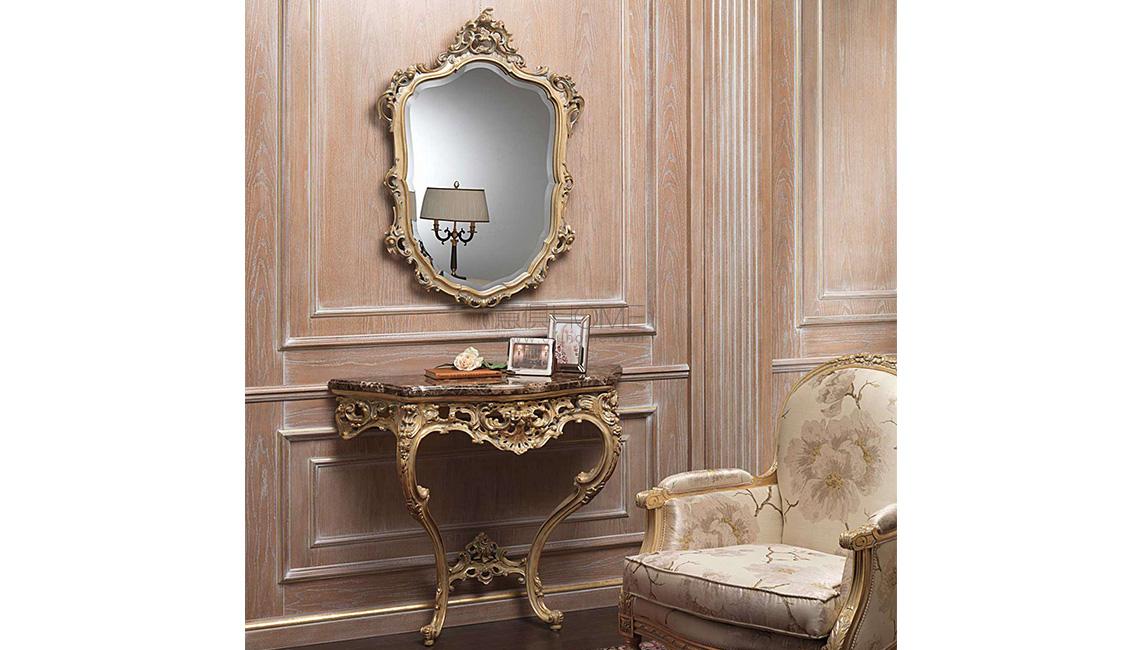 VIMERCATIClassic console with carvings 玄關桌