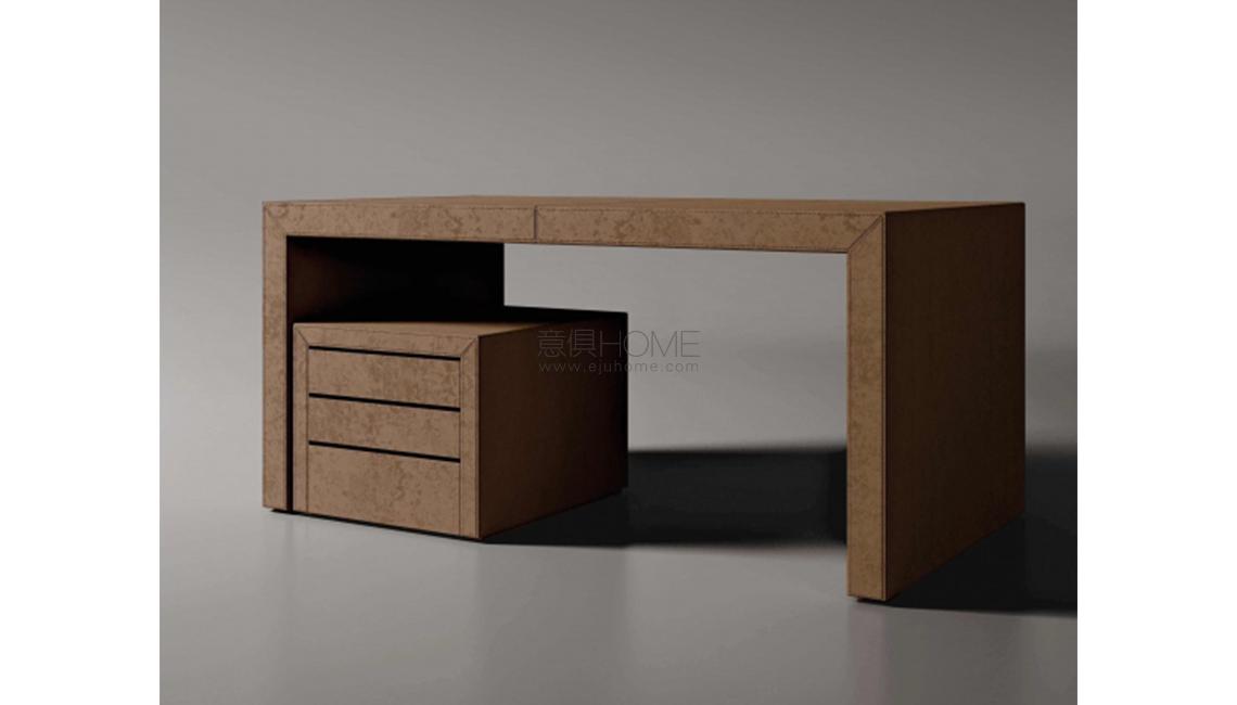 LUDOVICA MASCHERONIStilo書桌