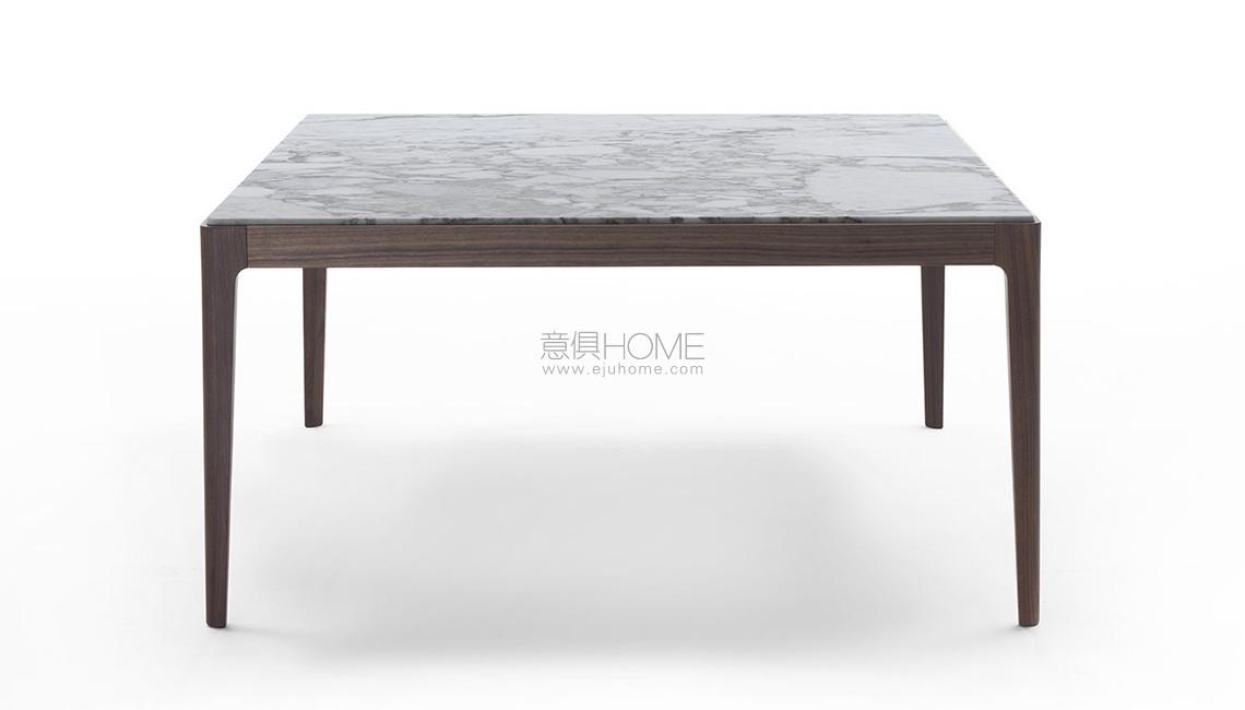 Ziggy table 150x150餐桌