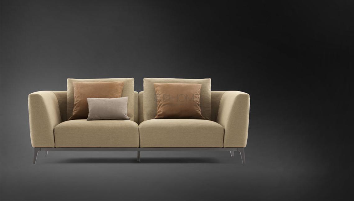 Olivier-Composizione-a 沙發(fā)