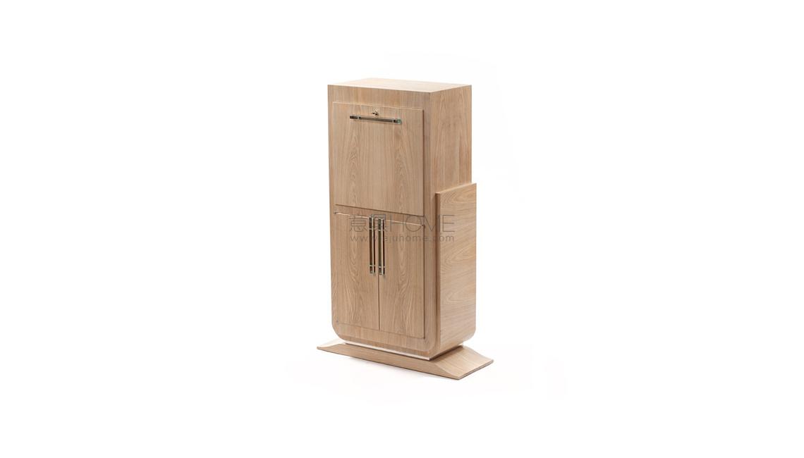 JFR Davenport 書架