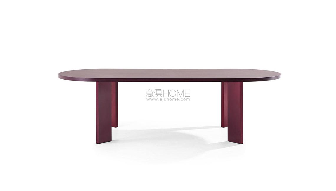 499 ORDINAL長餐桌