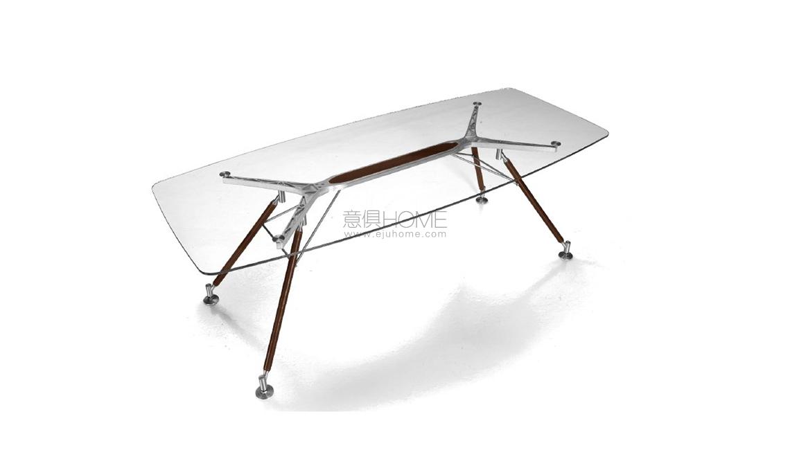 ASTON MARTINV008  書桌