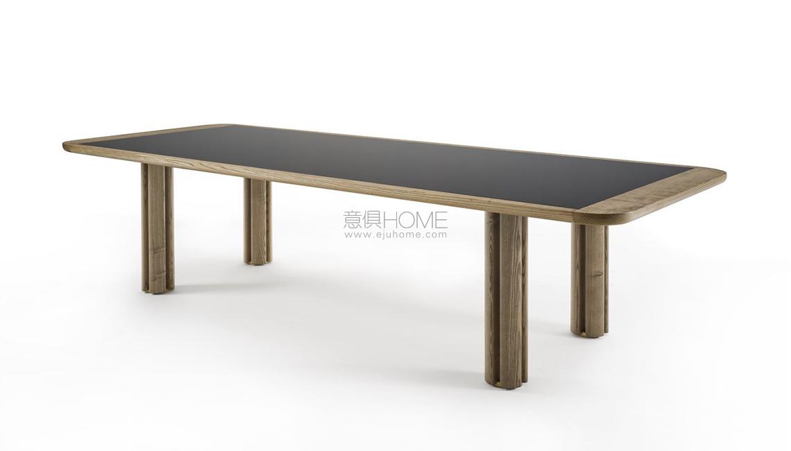 PORADAQUADRIFOGLIO餐桌