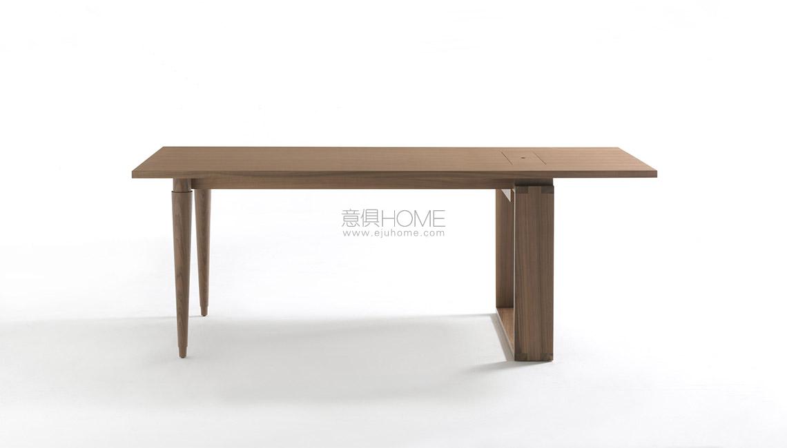 DURAMETA.ta Wood餐桌