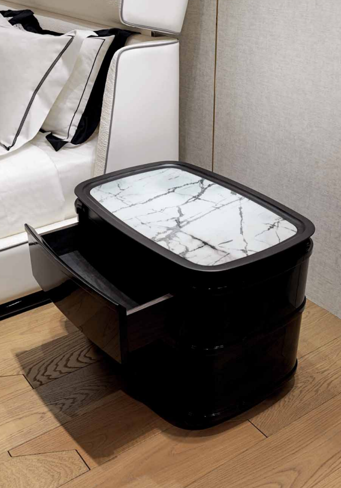 VISIONNAIRENOMOS床頭柜