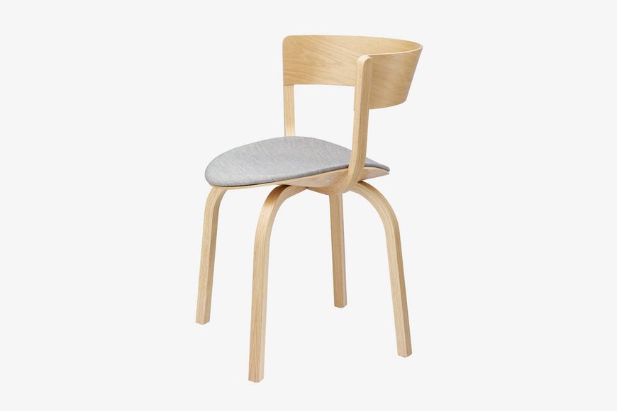 404 SPF WOODEN CHAIR 餐椅