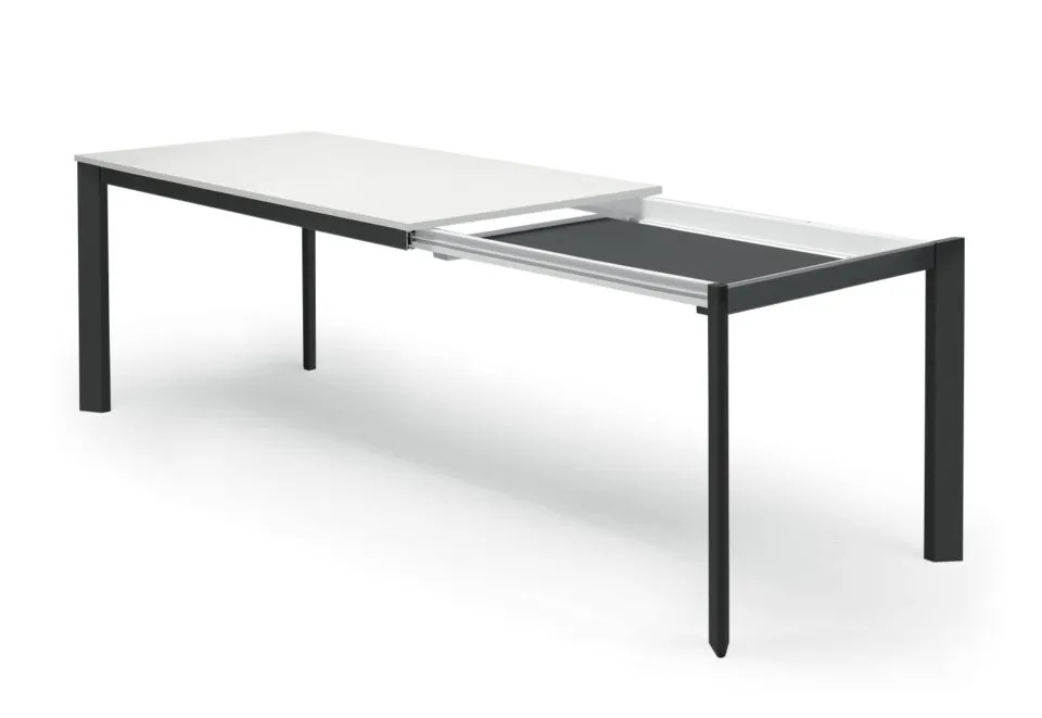 ColombiniCasaIRIS長餐桌