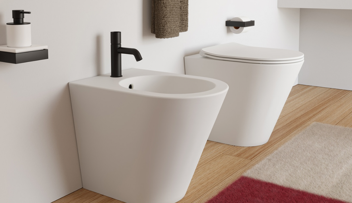 CIELOMare 背靠墻坐浴盆