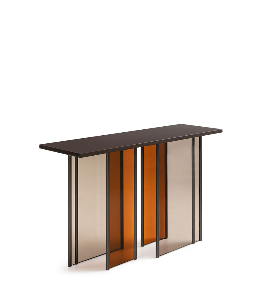 FENDIBlurred console控制臺(tái)