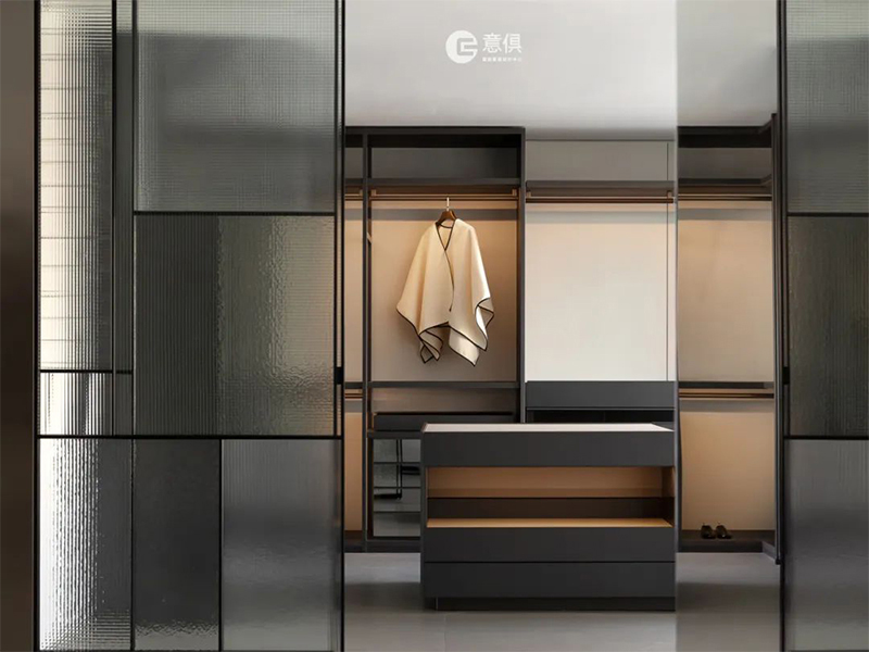 又一套Poliform衣帽間落地了，豪宅大平層還是得配它！