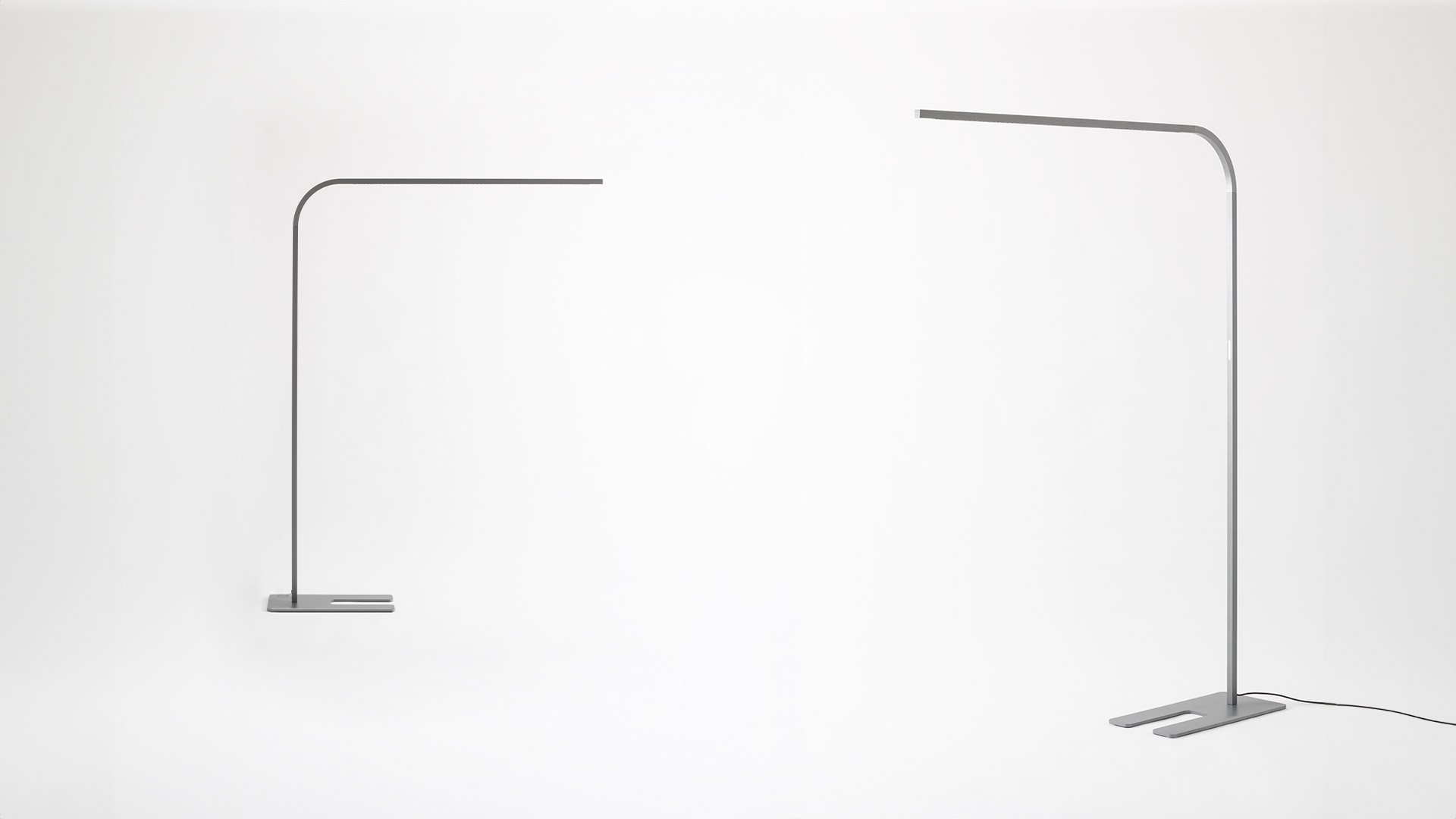 ARTEMIDETurn around floor落地燈