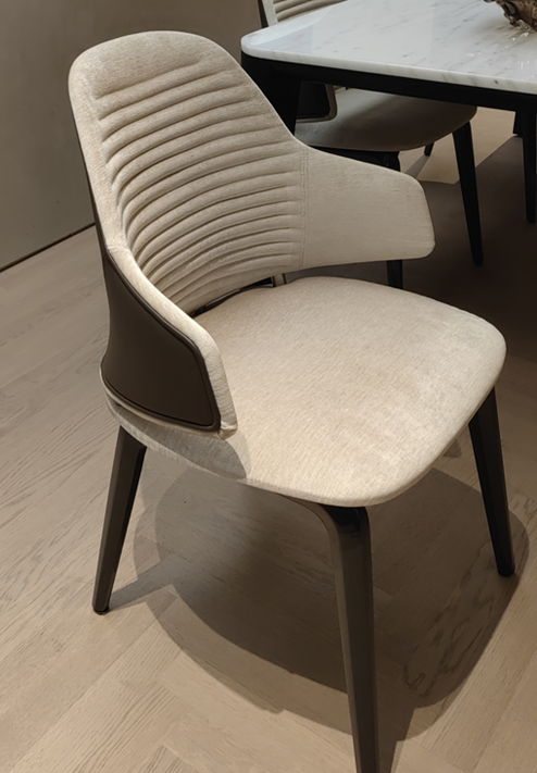 REFLEXVELA CHAIR餐椅