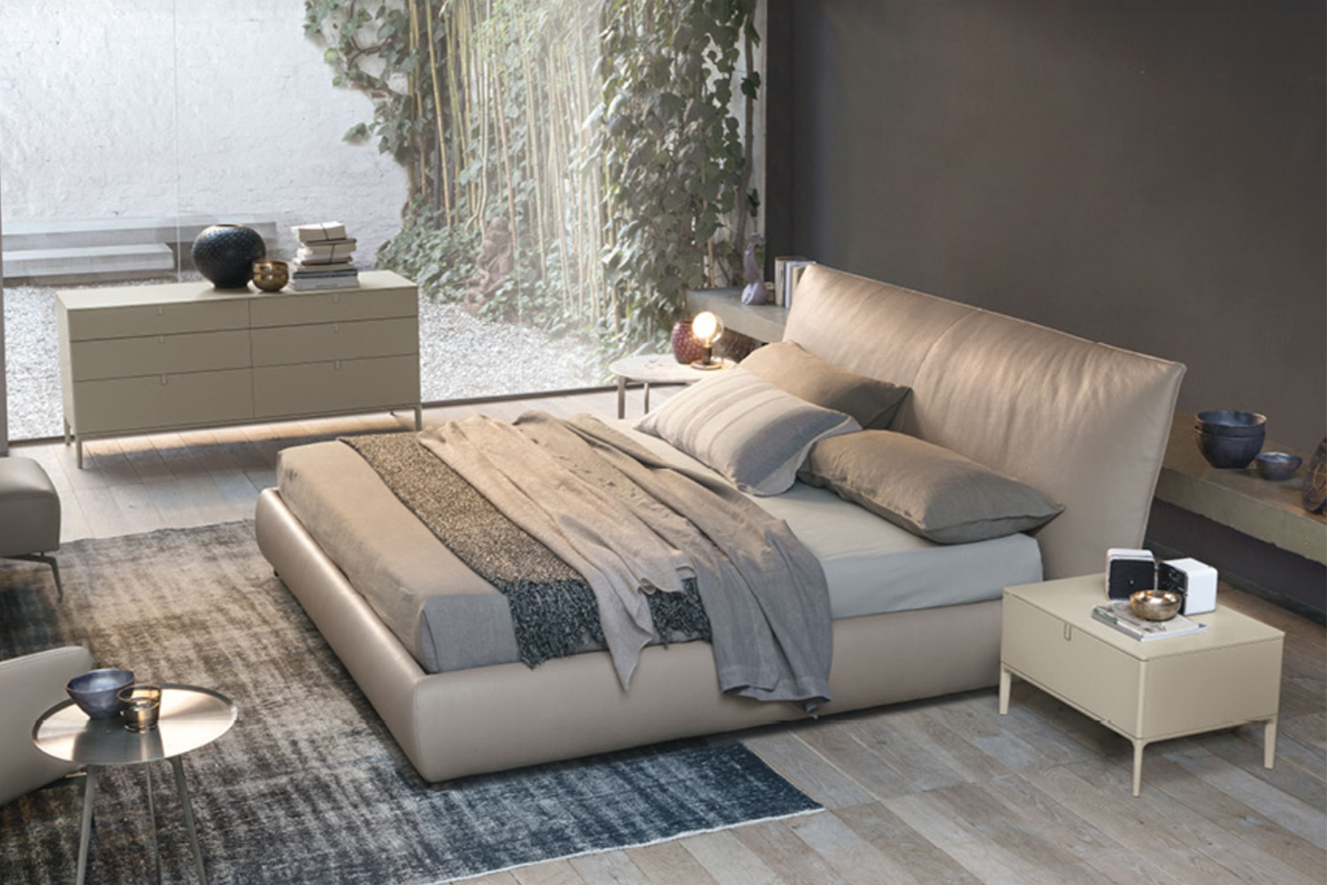 ALIVAR現(xiàn)代簡約